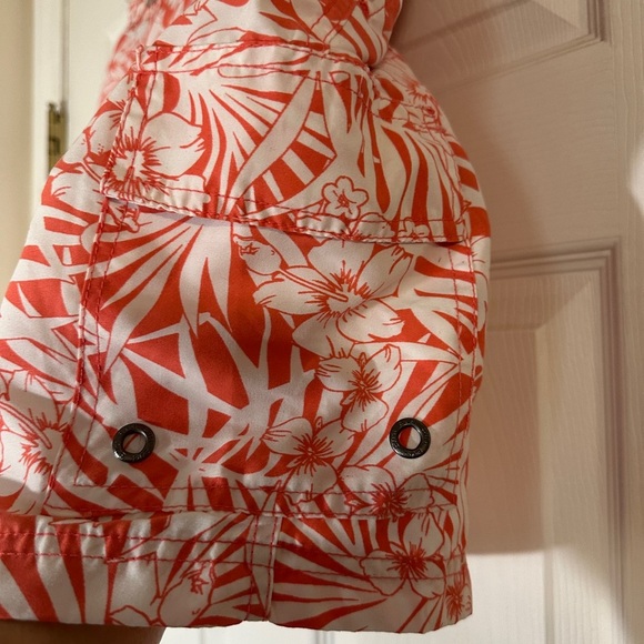 Men’s Exist swim trunks. - Picture 5 of 9